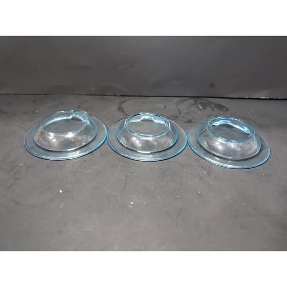 Fostoria Azure Blue Ashtray Set of 3, Small MCM Dish, Mid Century Modern Dishes - Picture 6 of 7